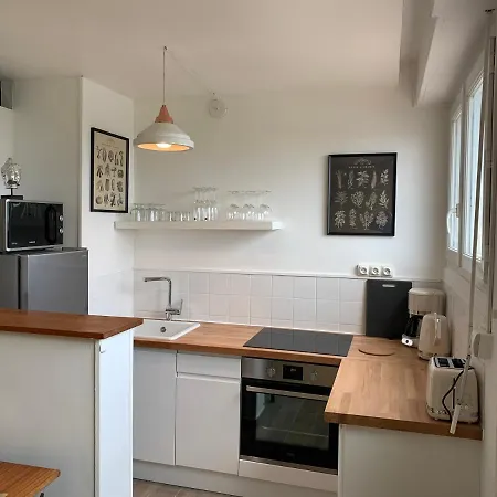 Les Pieds Dans L'eau - Locations Isahora Apartment *