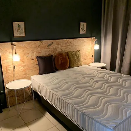 Apartment Les Pieds Dans L'eau - Locations Isahora