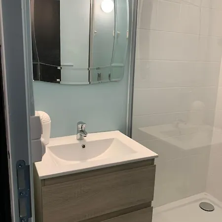 Apartment Les Pieds Dans L'eau - Locations Isahora *