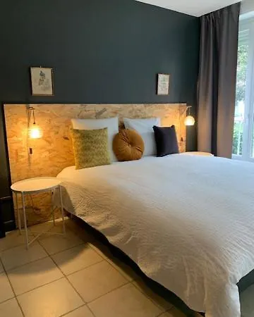 Les Pieds Dans L'eau - Locations Isahora Apartment